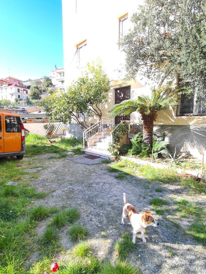 Varazze Seventeen Bagian luar foto